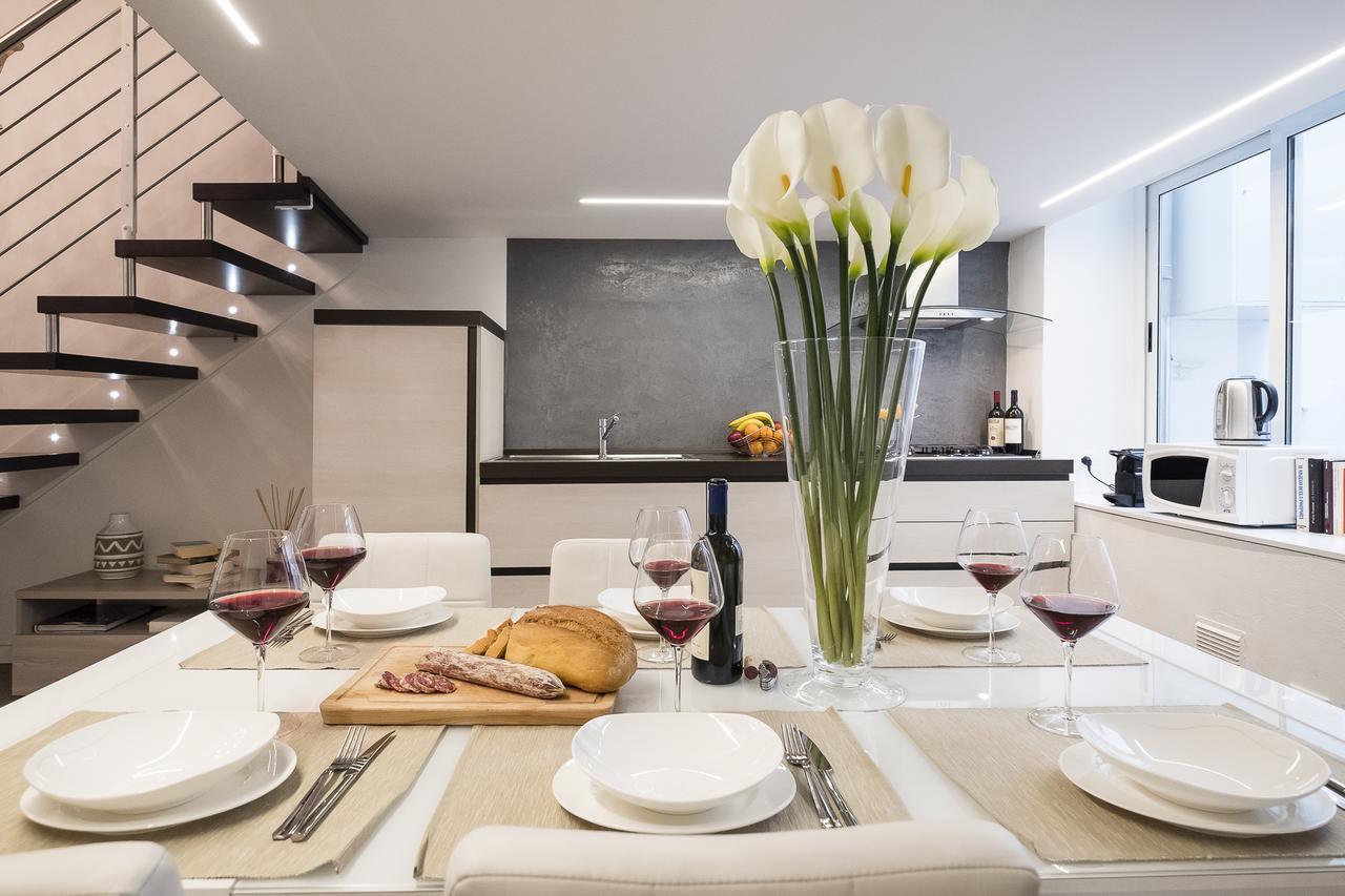 Silver Novella Luxury Apartment - Centro Storico Florence Exterior photo